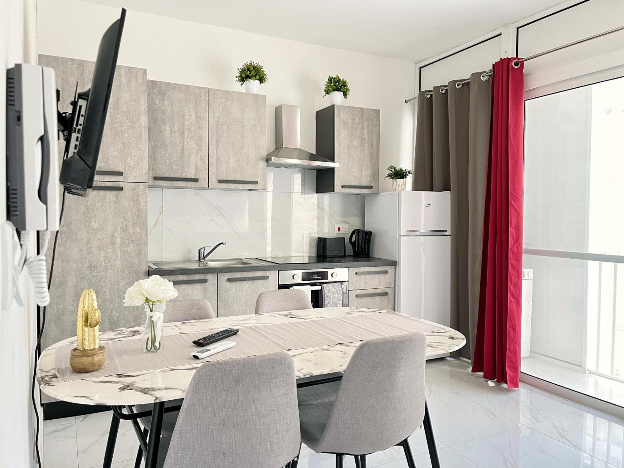 מסידה Marina Apartments מראה חיצוני תמונה